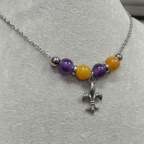 Fleur De Lis Amethyst Jade Bead Necklace Natural Gemstone LSU Purple & Gold NOLA - Picture 4 of 17